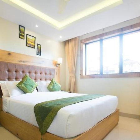 Hotel Square Stay นิวเดลี ภายนอก รูปภาพ