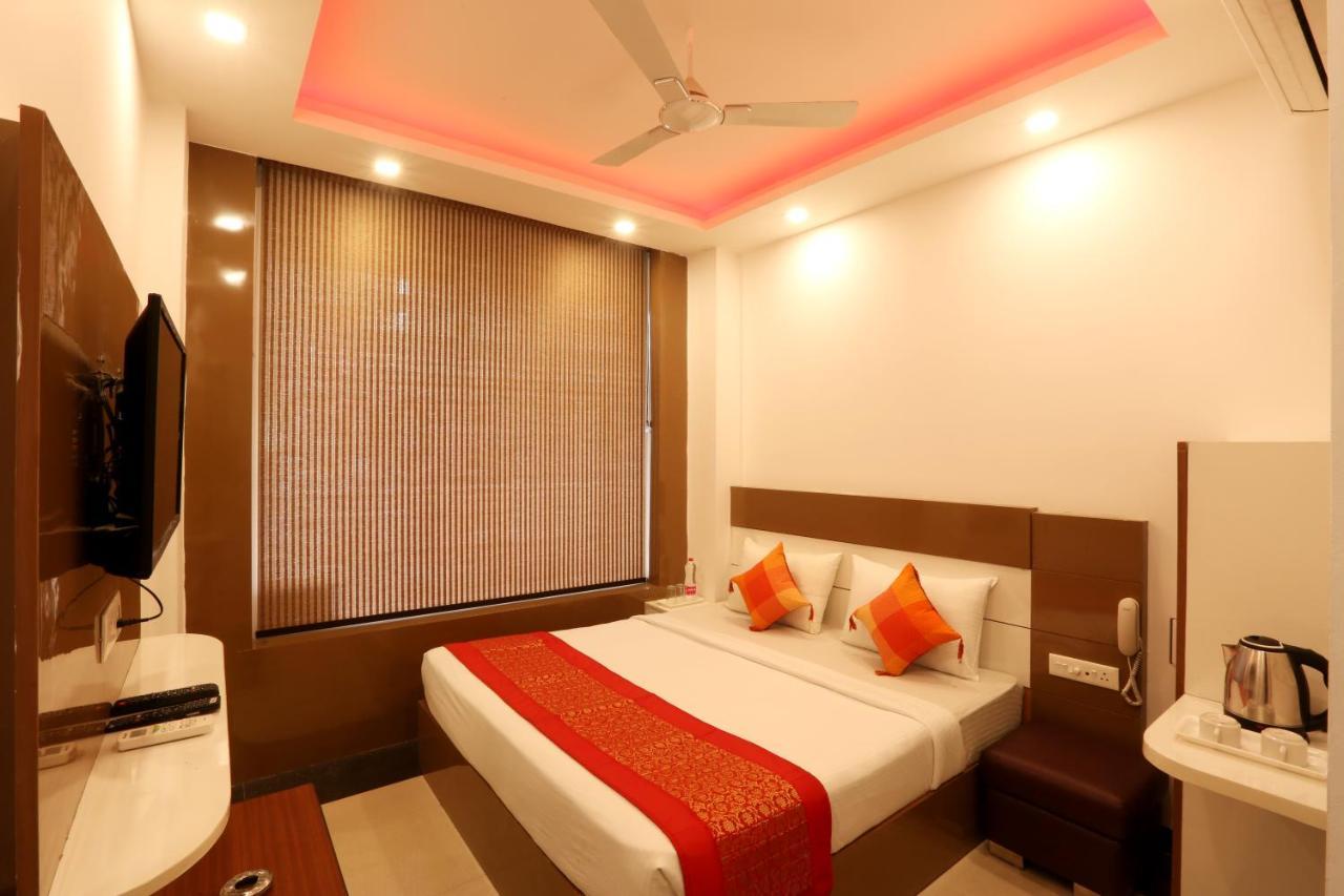 Hotel Square Stay นิวเดลี ภายนอก รูปภาพ