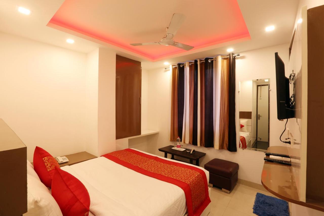 Hotel Square Stay นิวเดลี ภายนอก รูปภาพ